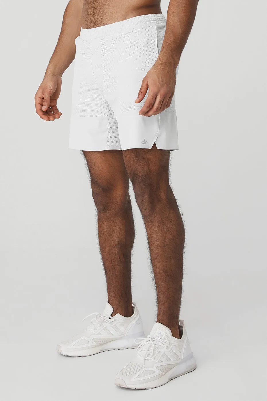 7 Traction Short - White