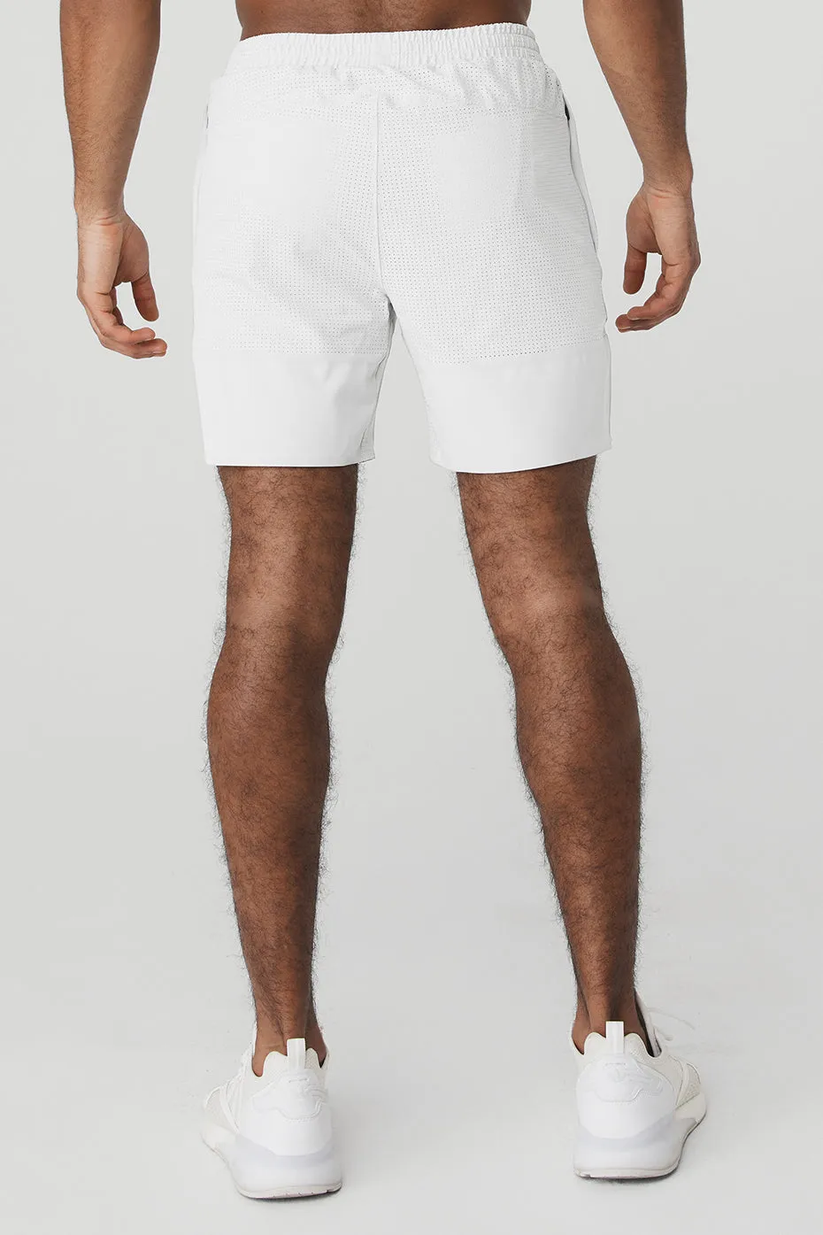 7 Traction Short - White