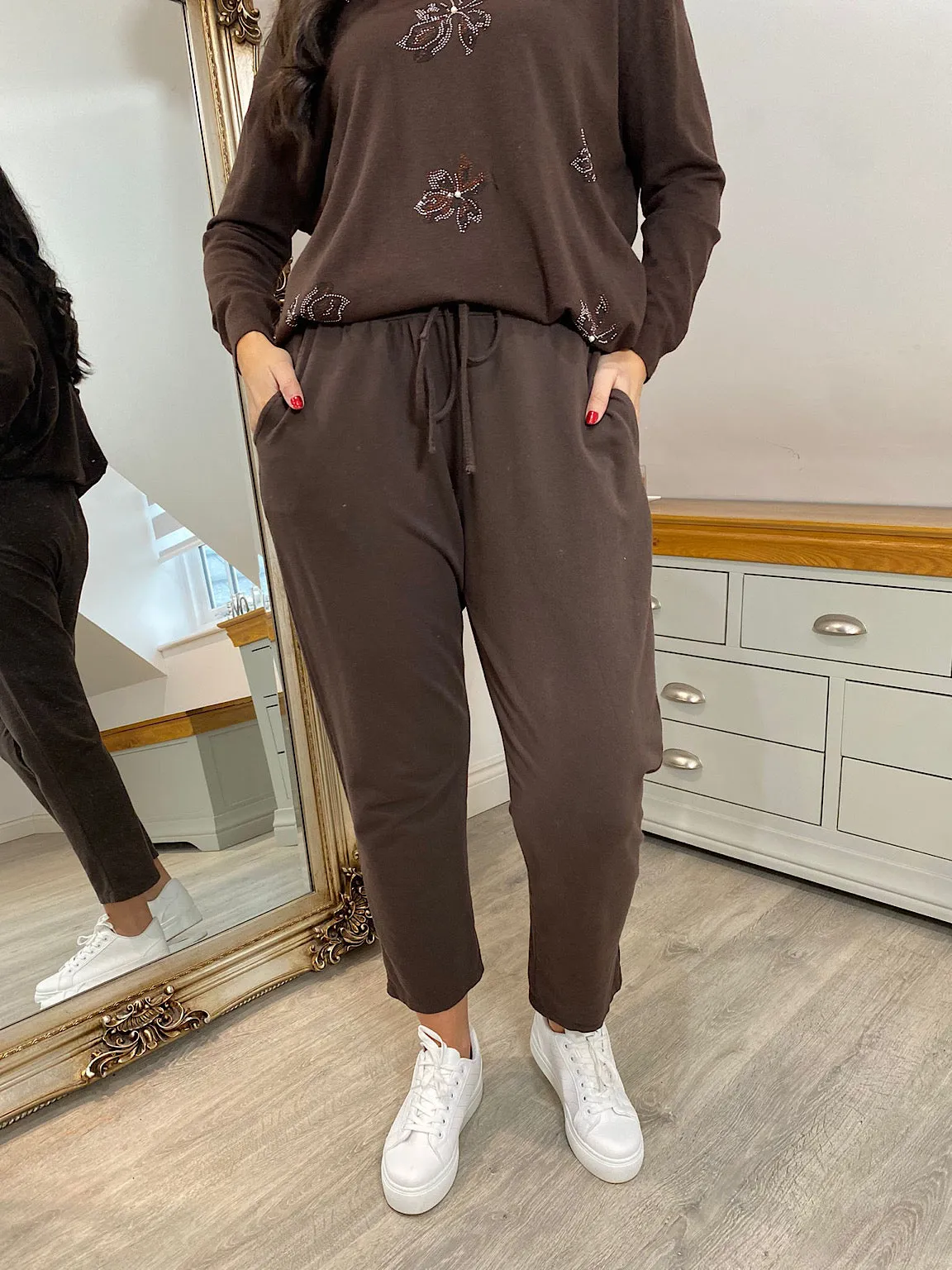 Chocolate Essential Joggers Stella