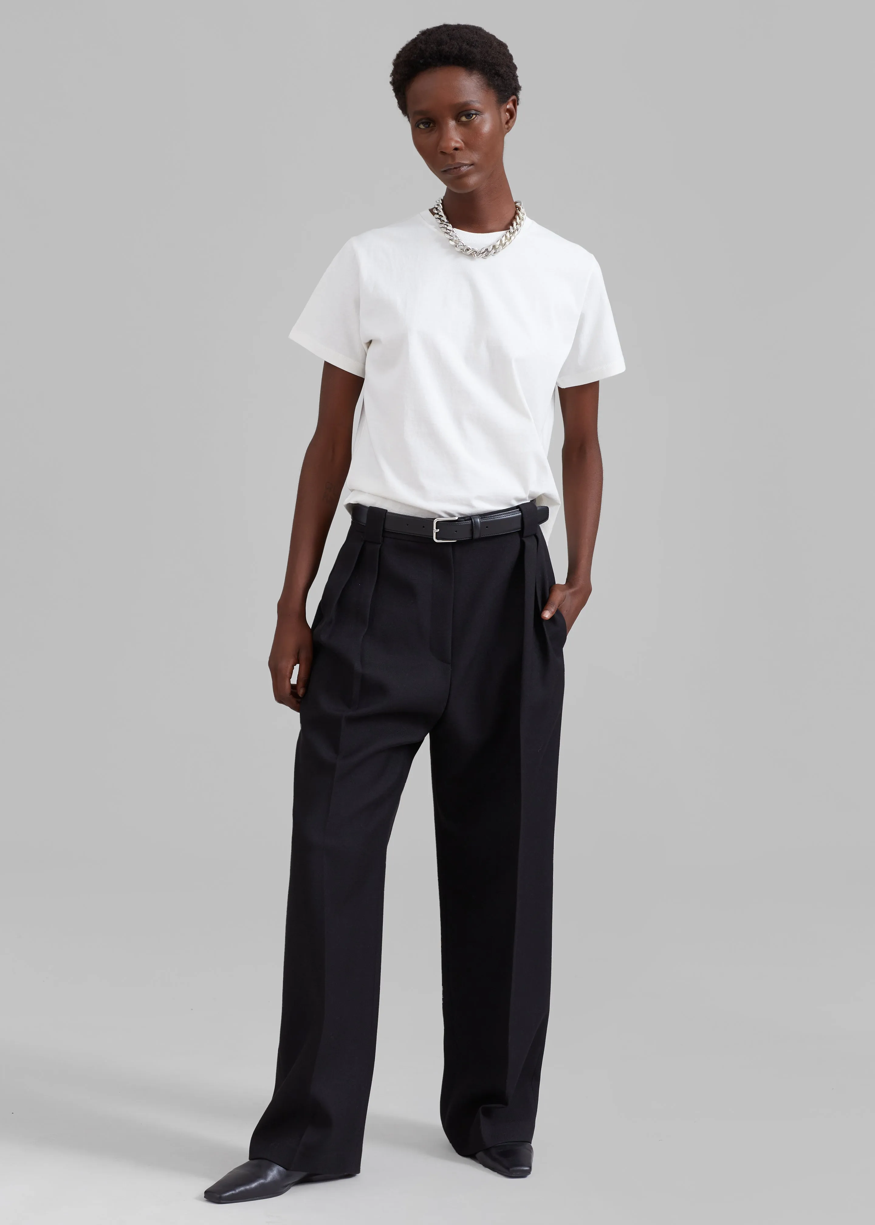 Cian Pintuck Trousers - Black