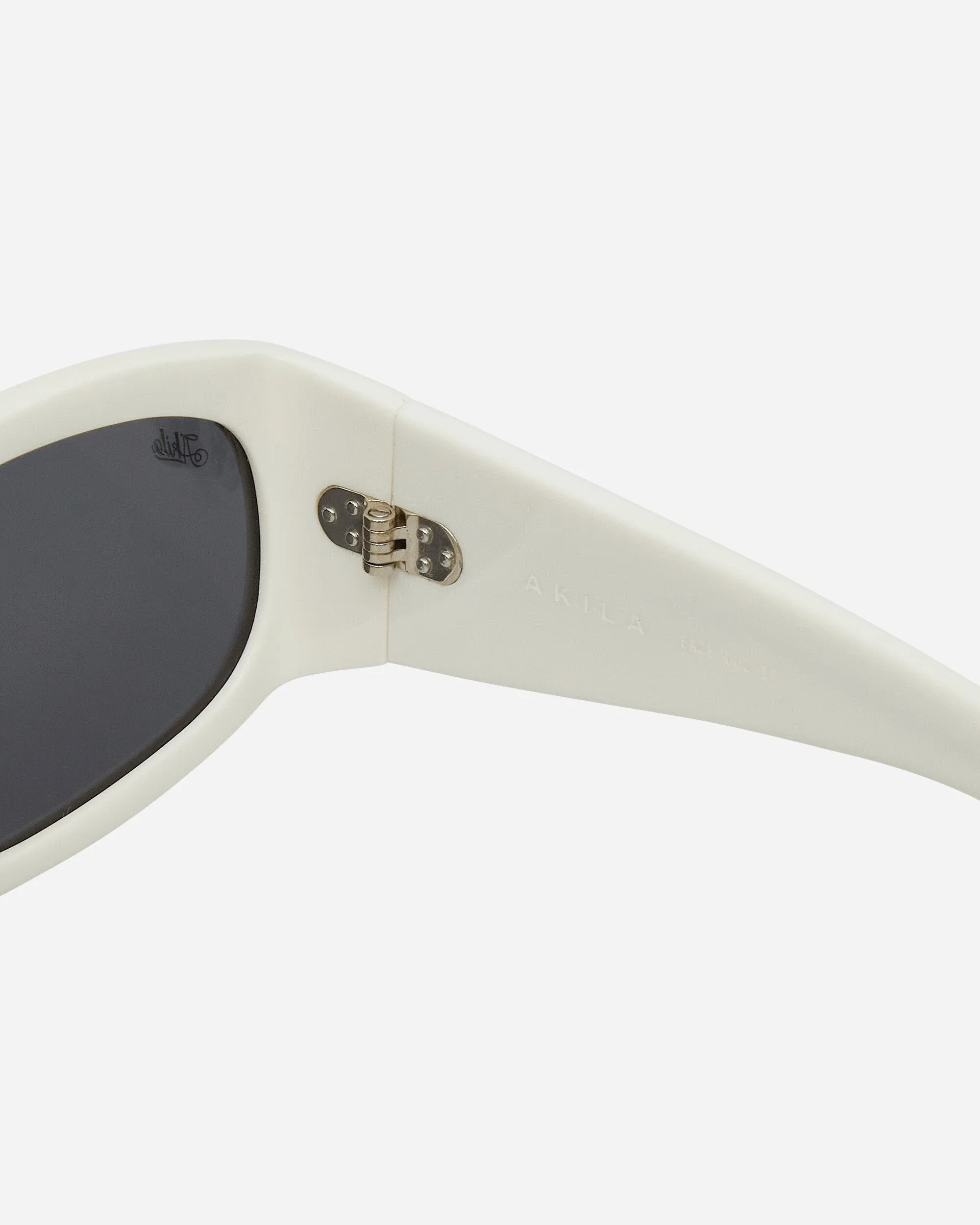 Eazy Sunglasses White / Black