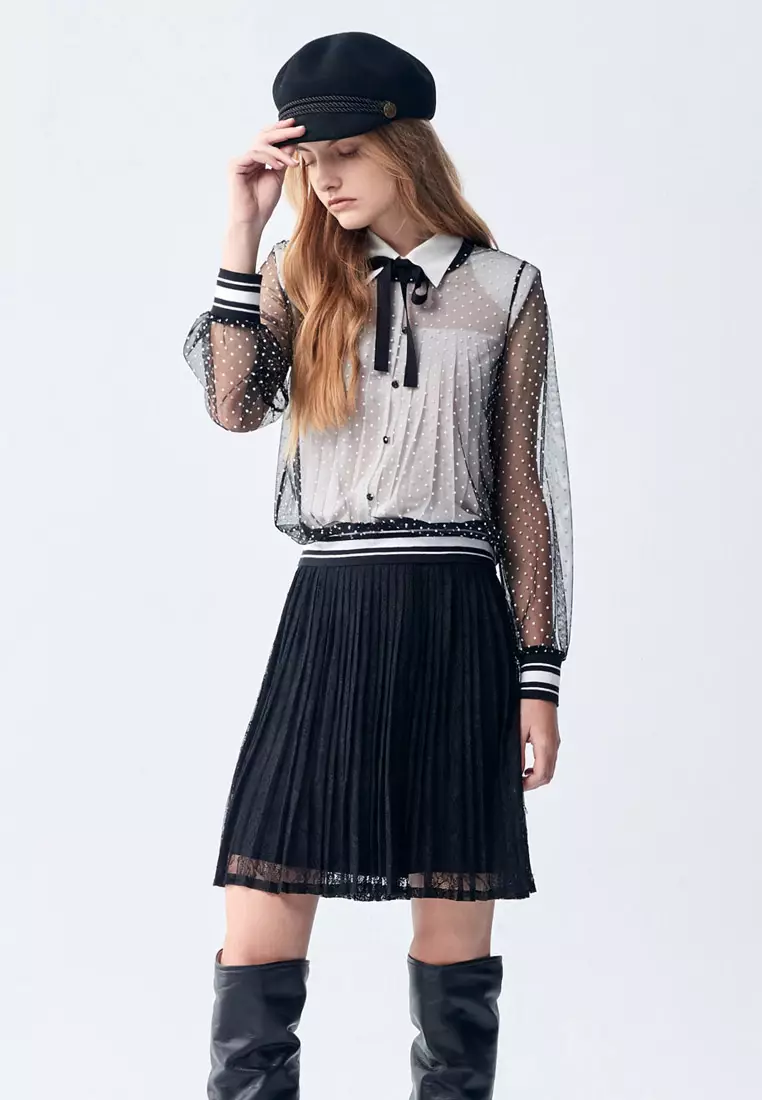 iROO Pleated Lace Skirt