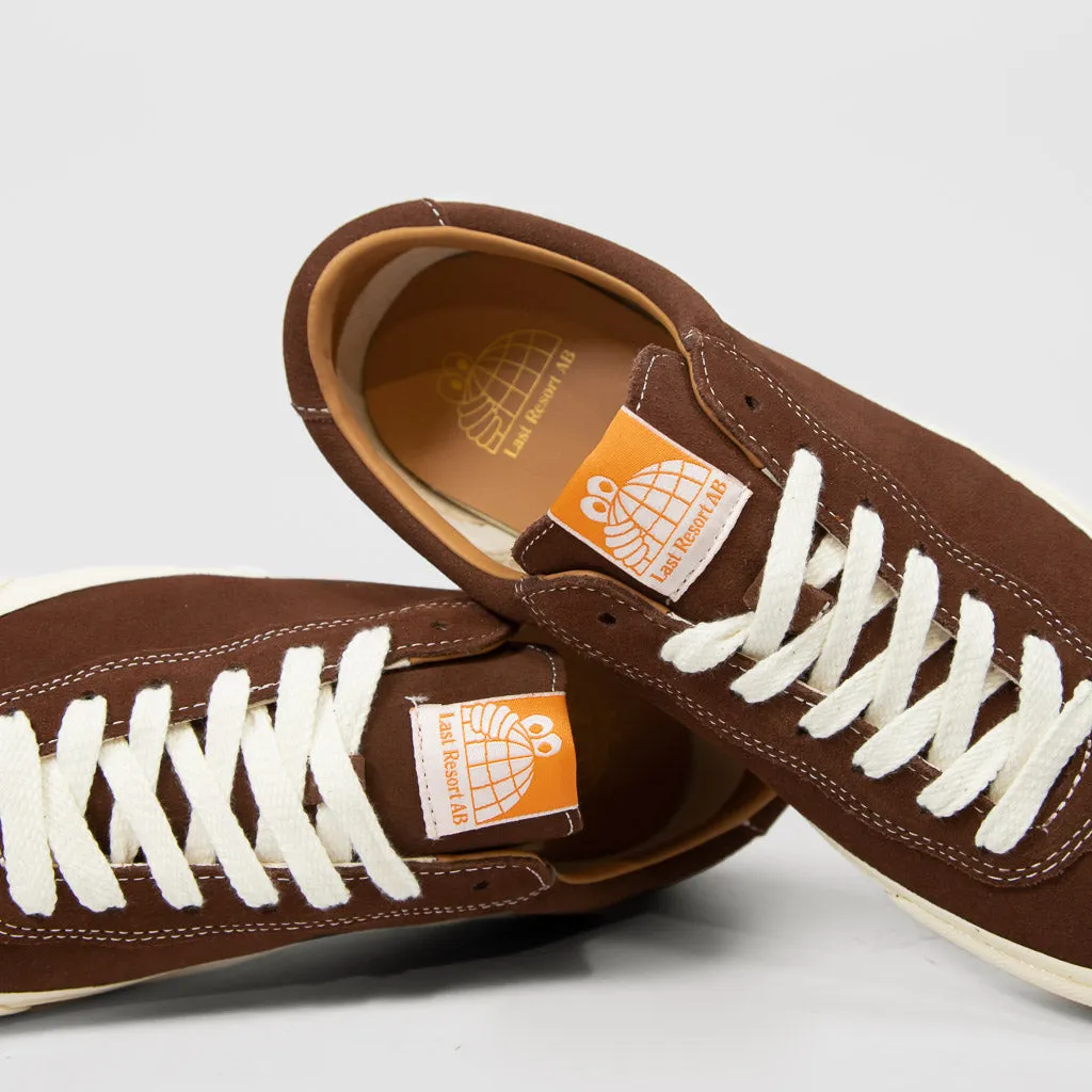 Last Resort AB - VM001 Suede Lo Shoes - Chocolate Brown / White