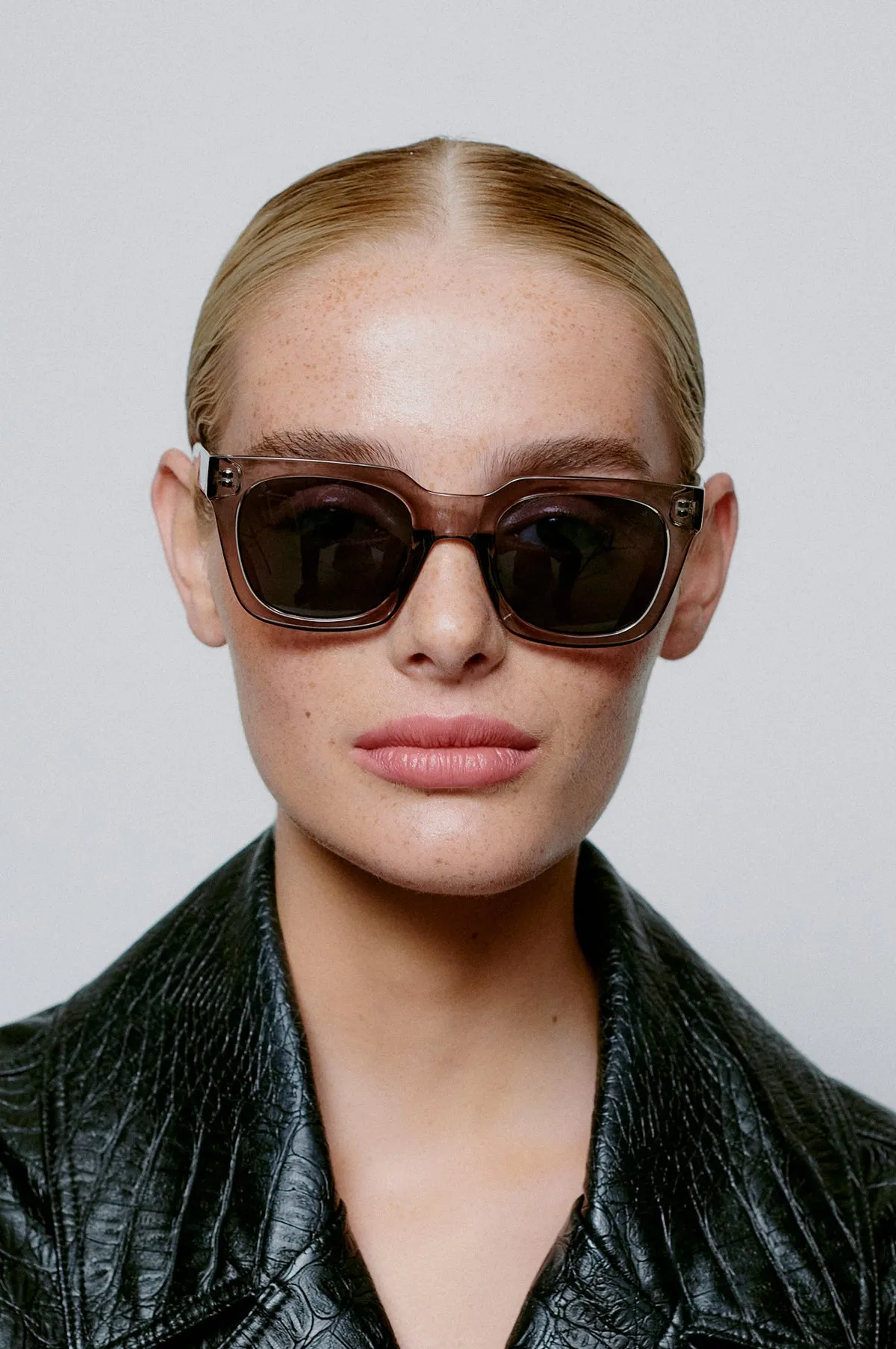 Nancy Sunglasses Grey Transparent