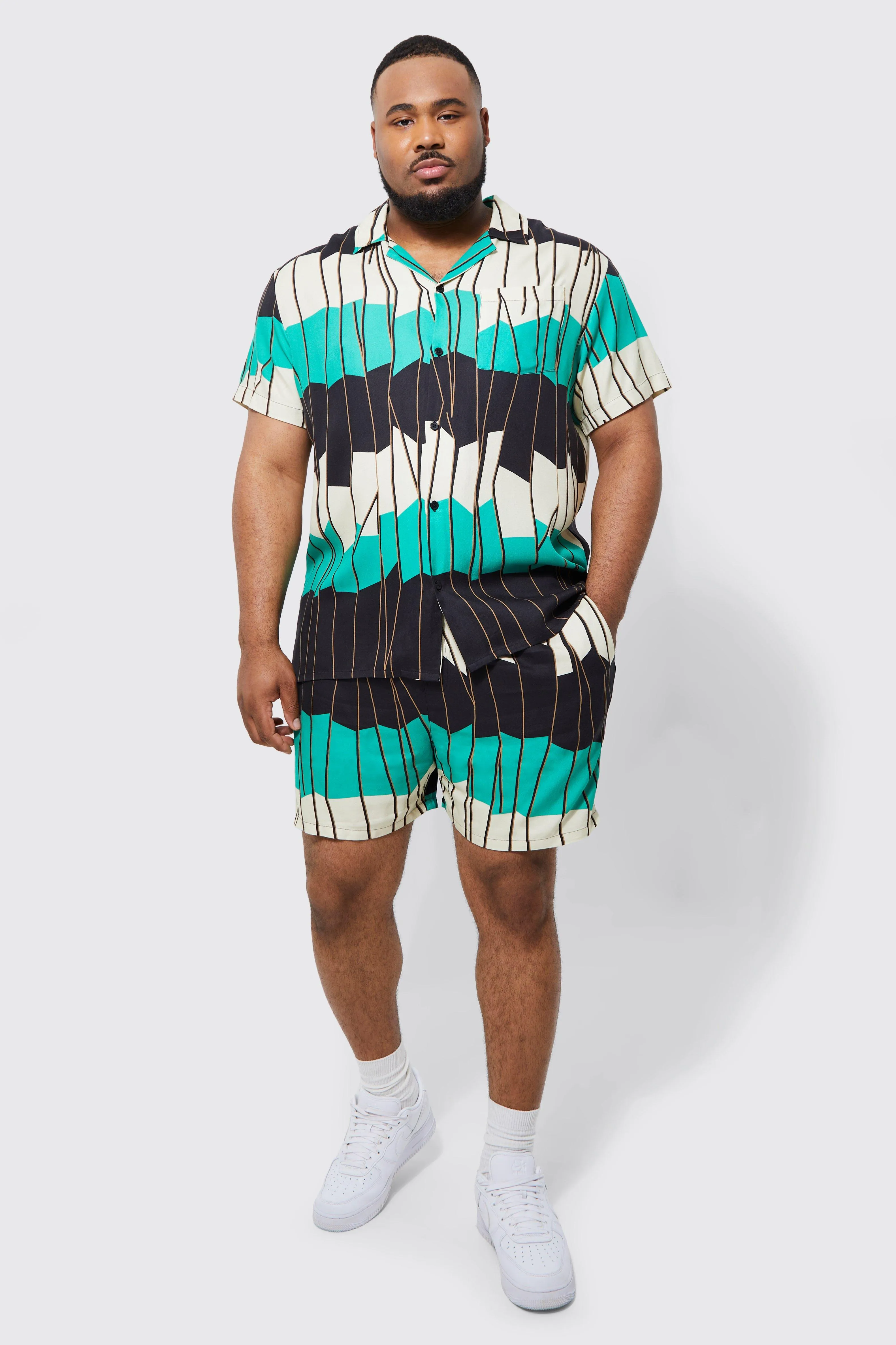 Plus Short Sleeve Geo Shirt And Short Set | boohooMAN UK