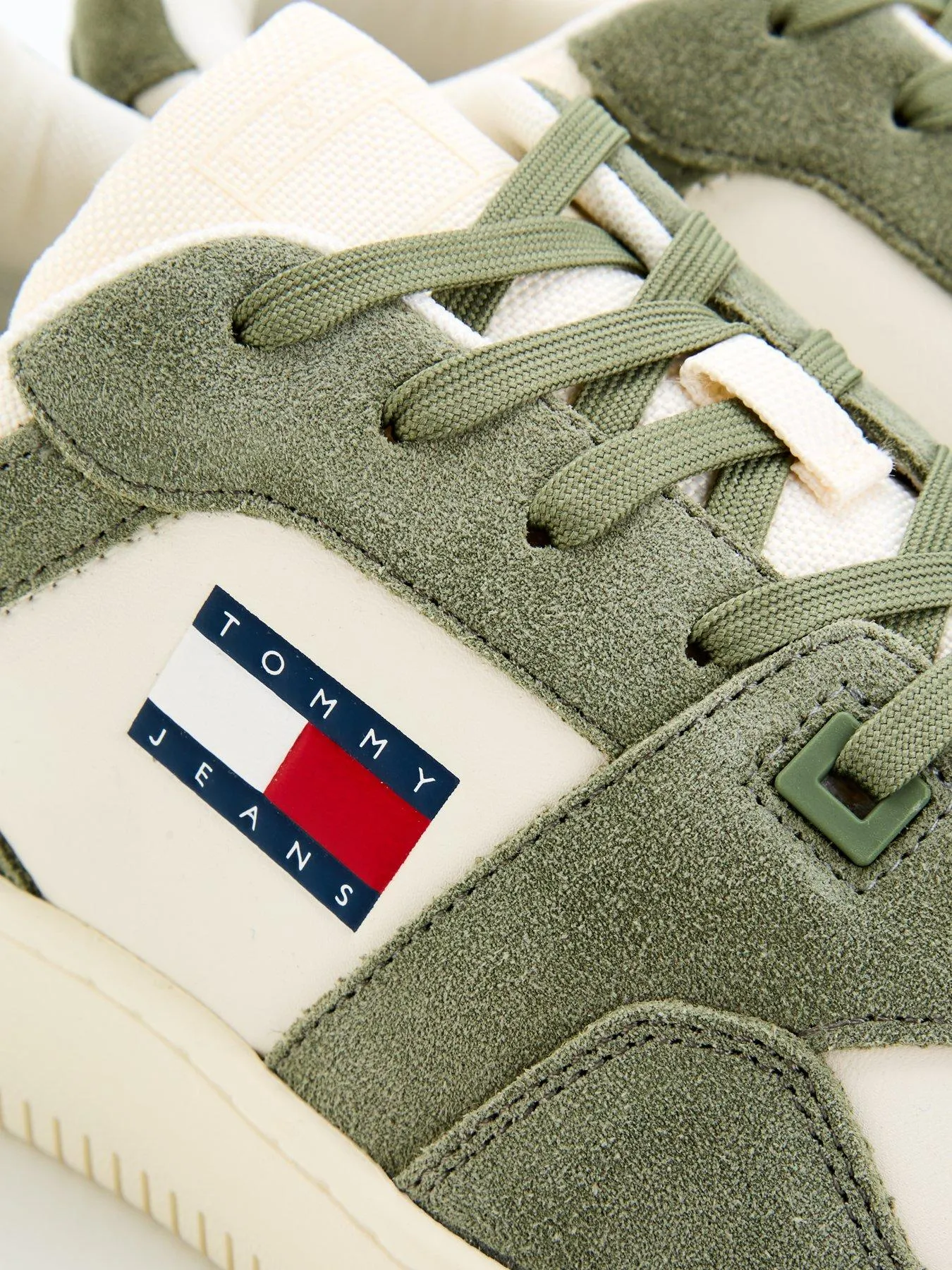 Tommy Jeans Retro Basket Flag Suede Sneakers - Khaki/White