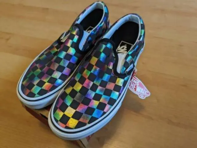 Vans Classic Slip-On 'Iridescent Checkerboard' Rainbow C...