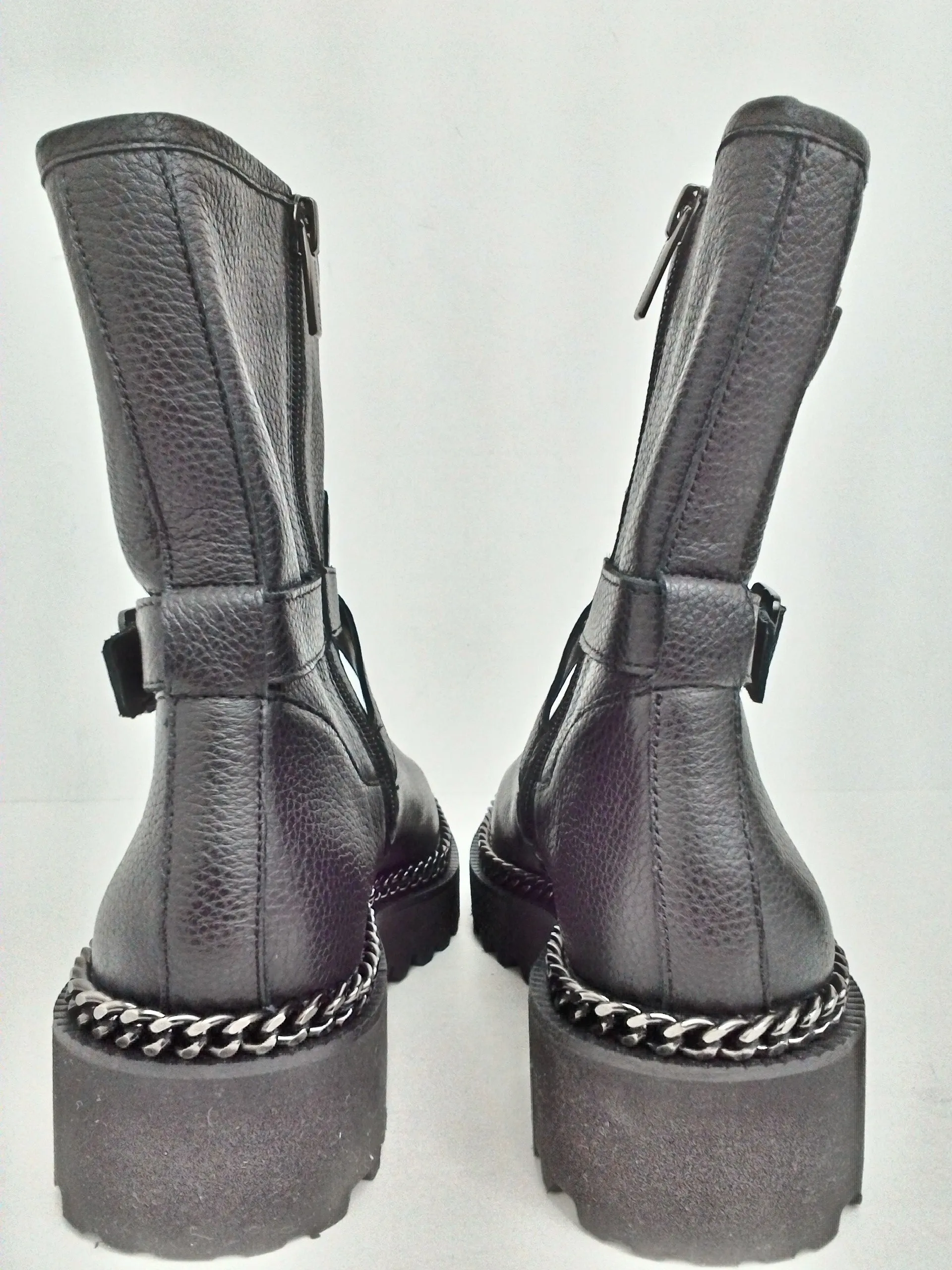 Vince Camuto Women's Messtia Black Boot Size 8 M