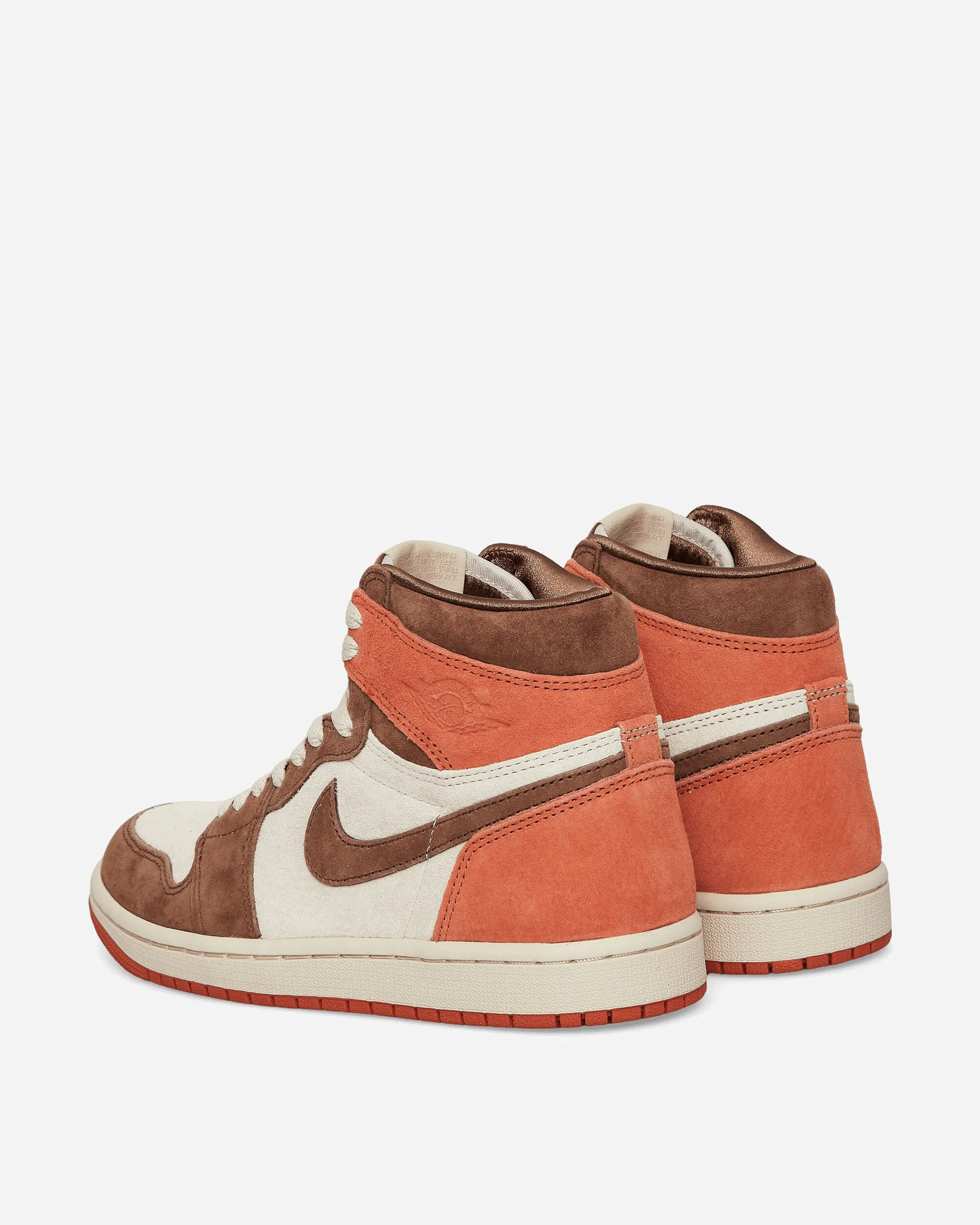 WMNS Air Jordan 1 Retro High Sneakers Cacao Wow / Sanddrift