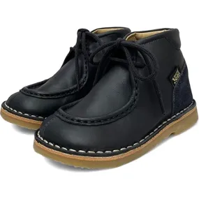 Young Soles Boomer Wallabee Boot, Navy Leather